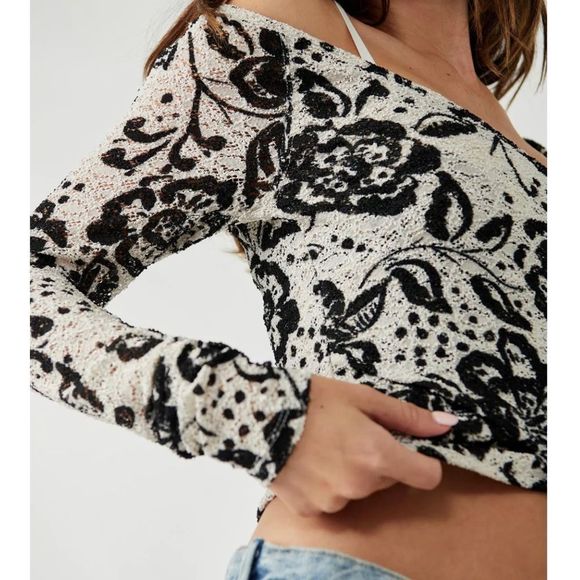 Free People top - Picture 1 of 6